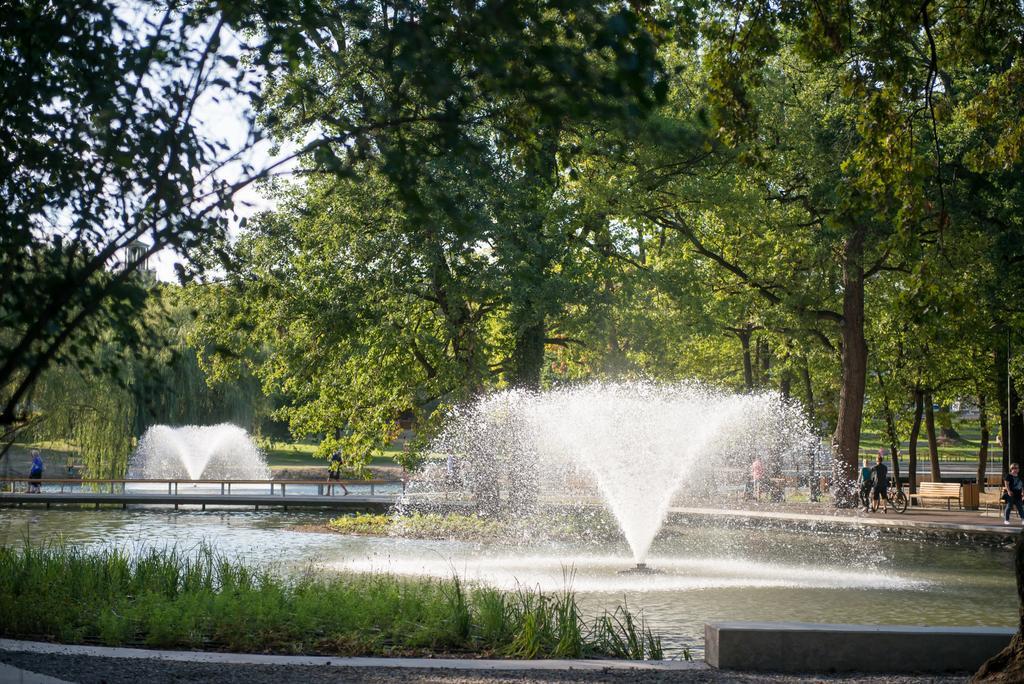 Aquaticum Debrecen Termal & Wellness Hotel Exterior foto