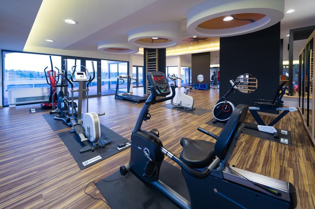 Aquaticum Debrecen Termal & Wellness Hotel Exterior foto