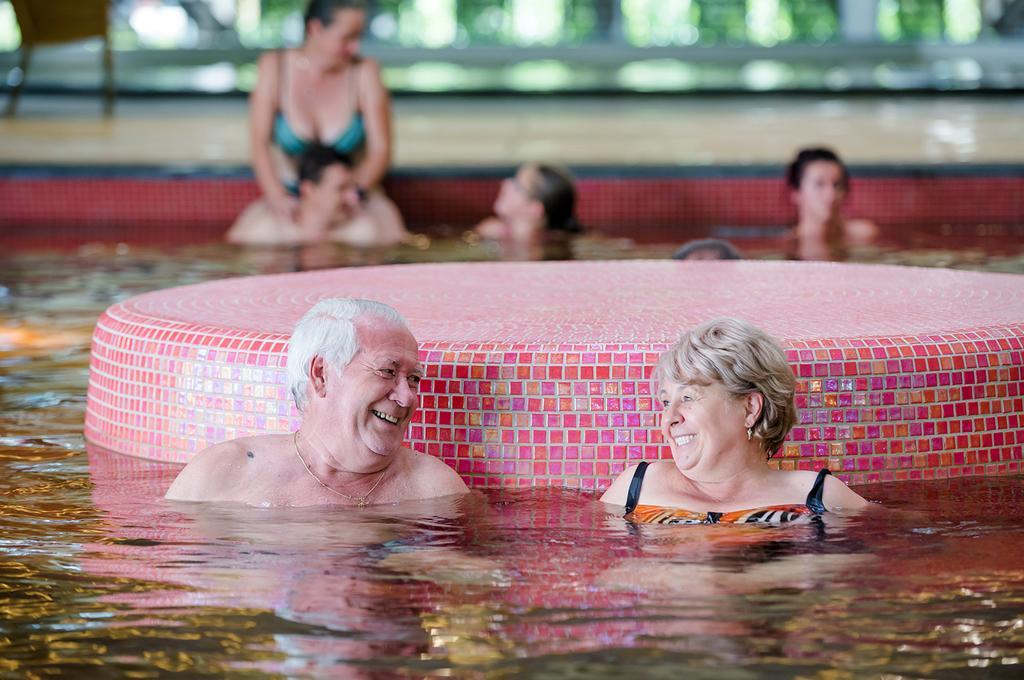 Aquaticum Debrecen Termal & Wellness Hotel Exterior foto